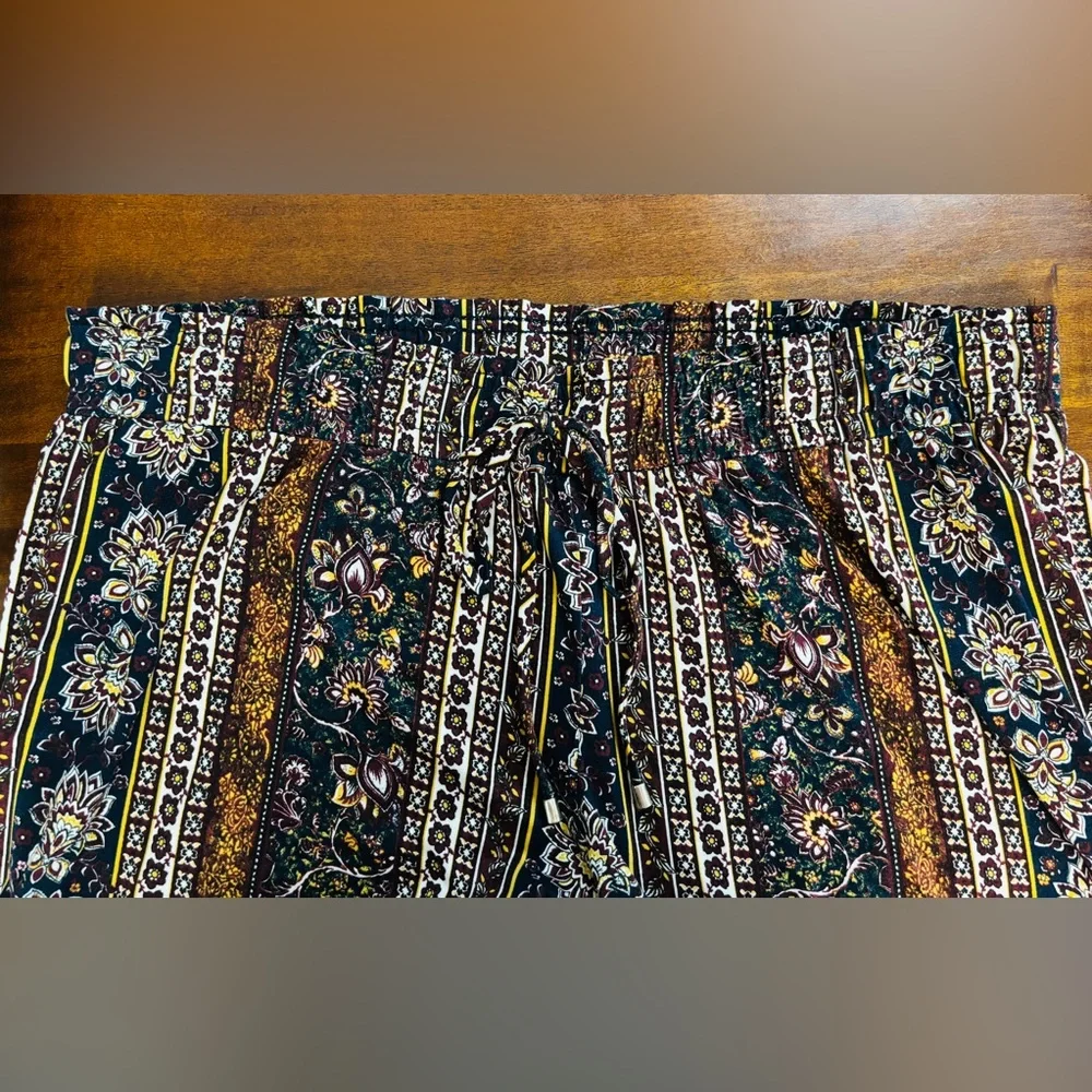 Westport Patterned Wide Leg Pants - Picture 4 of 7